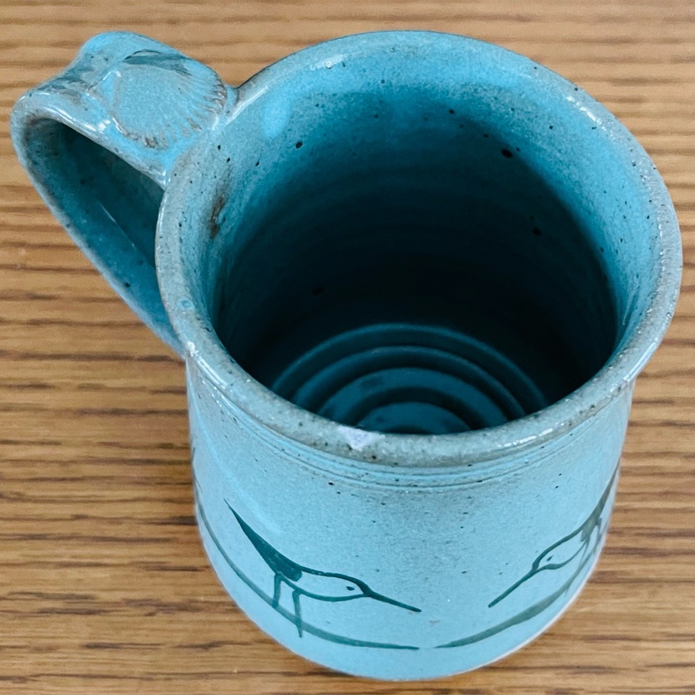 Vintage Sanibel Art Pottery Hand Painted Sandpiper made in the USA 4” H, 3.5” W - Picture 15 of 15